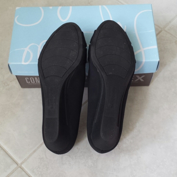 Bandolino black wedge shoes - Picture 7 of 13